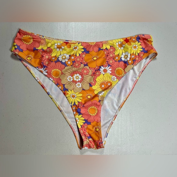 Source Unknown Vibrant Floral Bikini - Orange and Yellow, size 3X - Picture 5 of 11
